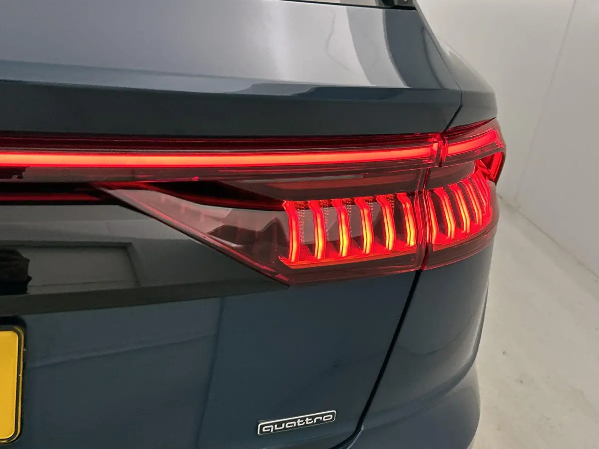 55 TFSI e quattro Pro Line S 381 PK | Panoramadak | Luchtvering | Climate Control | Stoelverwarming | Cruise Control | Achteruitrijcamera | Elektrisch verstelbare stoelen |