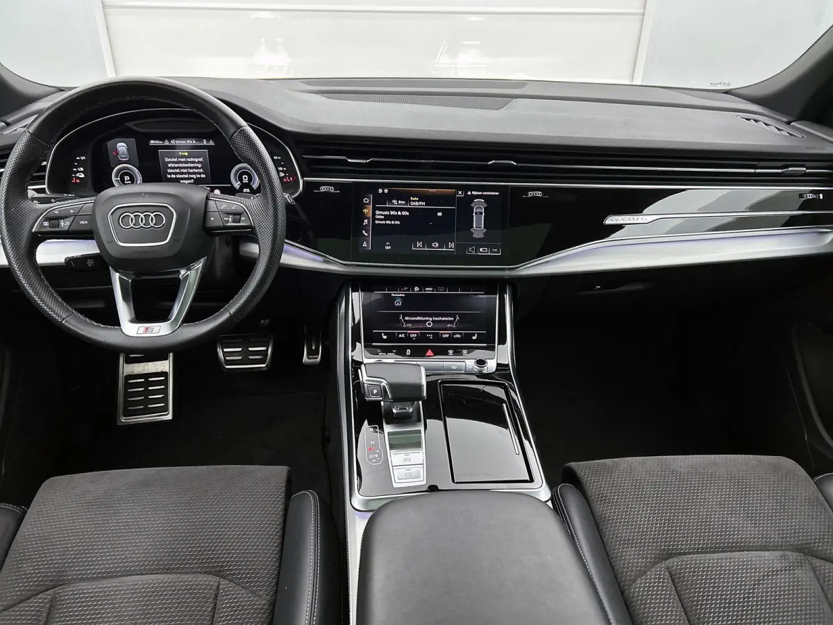 55 TFSI e quattro Pro Line S 381 PK | Panoramadak | Luchtvering | Climate Control | Stoelverwarming | Cruise Control | Achteruitrijcamera | Elektrisch verstelbare stoelen |
