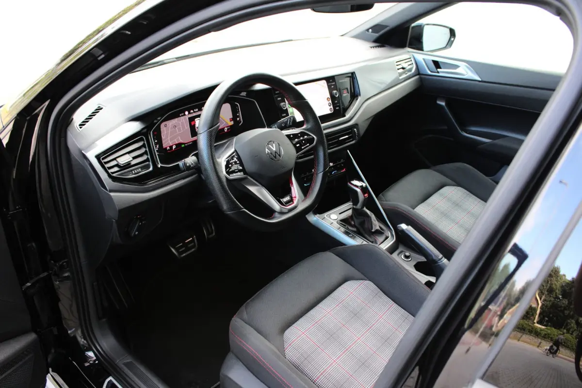 2.0 TSI GTI | DSG | LED IQ-MATRIX | 18" | PANO | ACC | VIRTUAL | CAMERA | DODEHOEK | ZÉÉR MOOI!