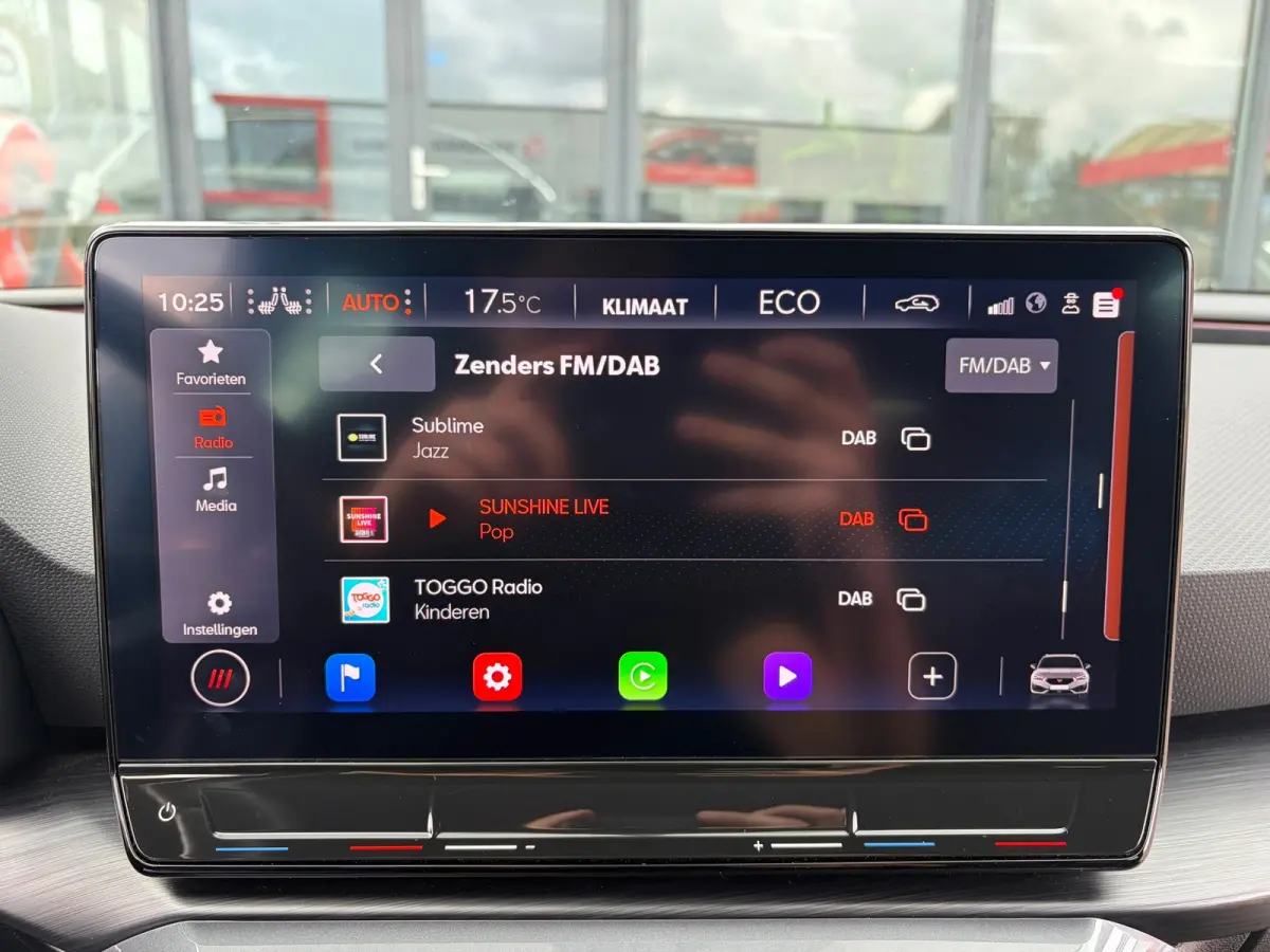 1.4 e-Hybrid Business|Rijklaar prijs|Camera|Elek. klep|CarPlay|ACC|Sfeer|