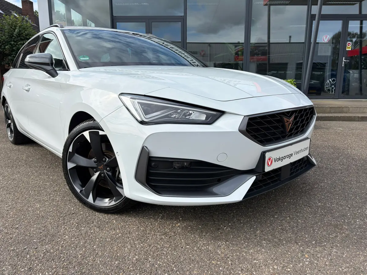 1.4 e-Hybrid Business|Rijklaar prijs|Camera|Elek. klep|CarPlay|ACC|Sfeer|