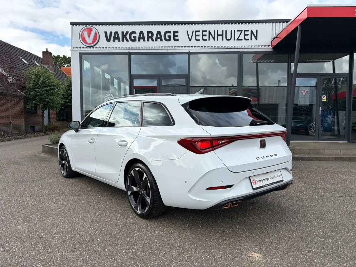 1.4 e-Hybrid Business|Rijklaar prijs|Camera|Elek. klep|CarPlay|ACC|Sfeer|