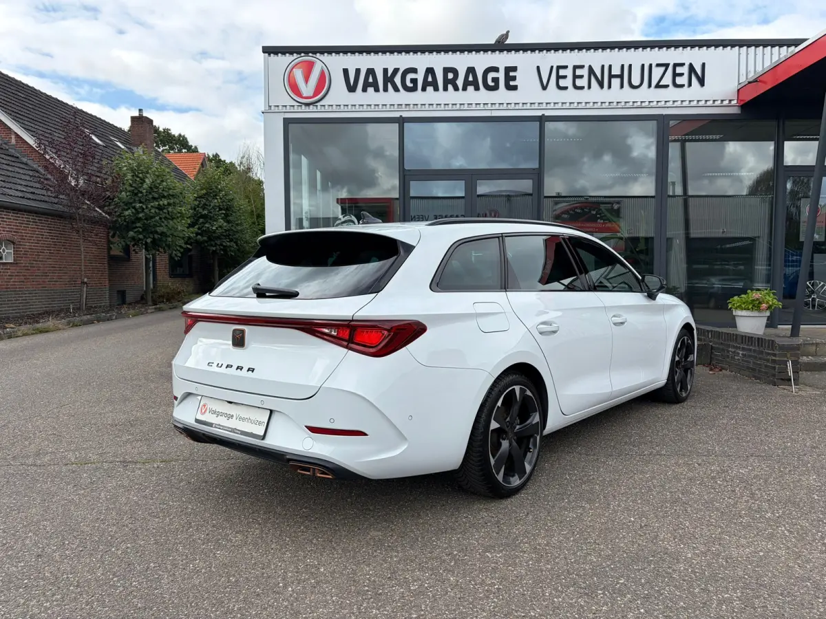 1.4 e-Hybrid Business|Rijklaar prijs|Camera|Elek. klep|CarPlay|ACC|Sfeer|