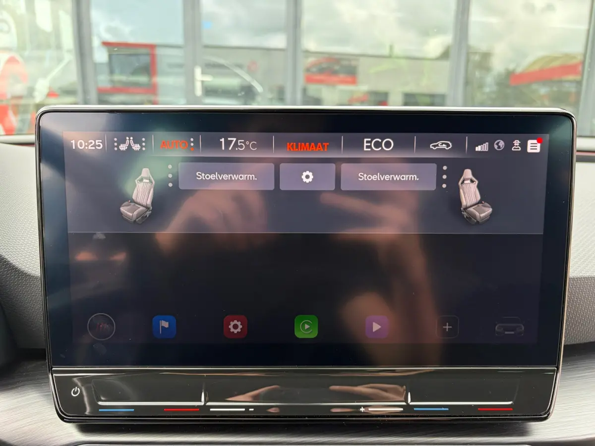 1.4 e-Hybrid Business|Rijklaar prijs|Camera|Elek. klep|CarPlay|ACC|Sfeer|