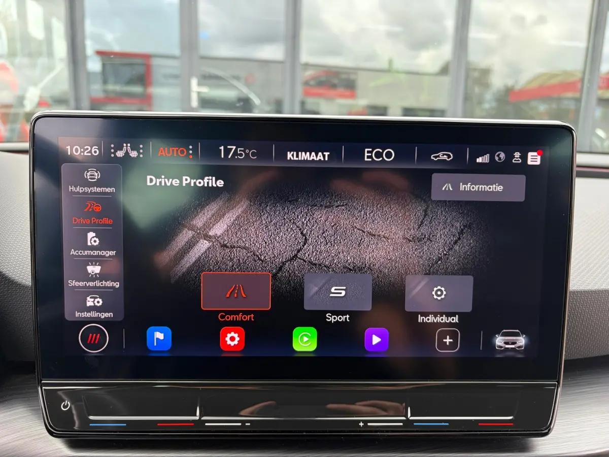 1.4 e-Hybrid Business|Rijklaar prijs|Camera|Elek. klep|CarPlay|ACC|Sfeer|