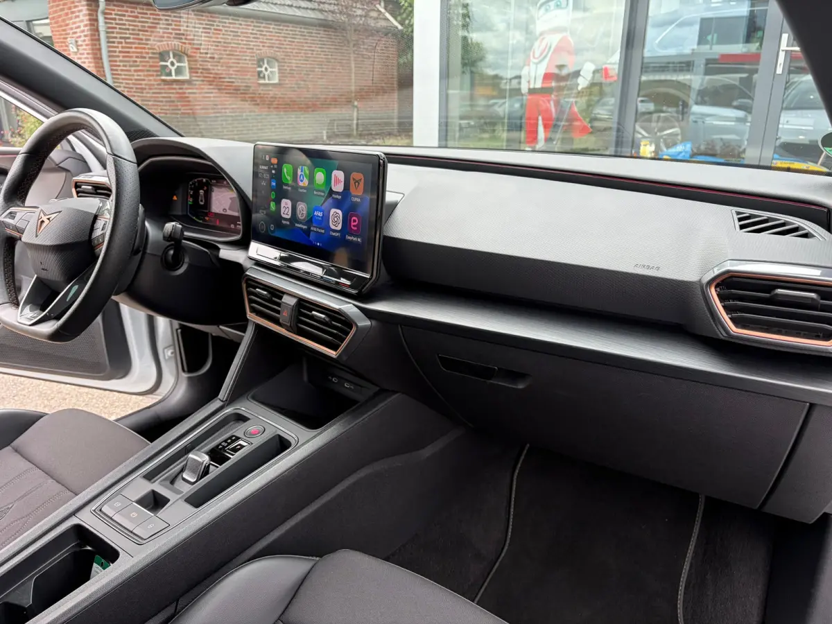 1.4 e-Hybrid Business|Rijklaar prijs|Camera|Elek. klep|CarPlay|ACC|Sfeer|