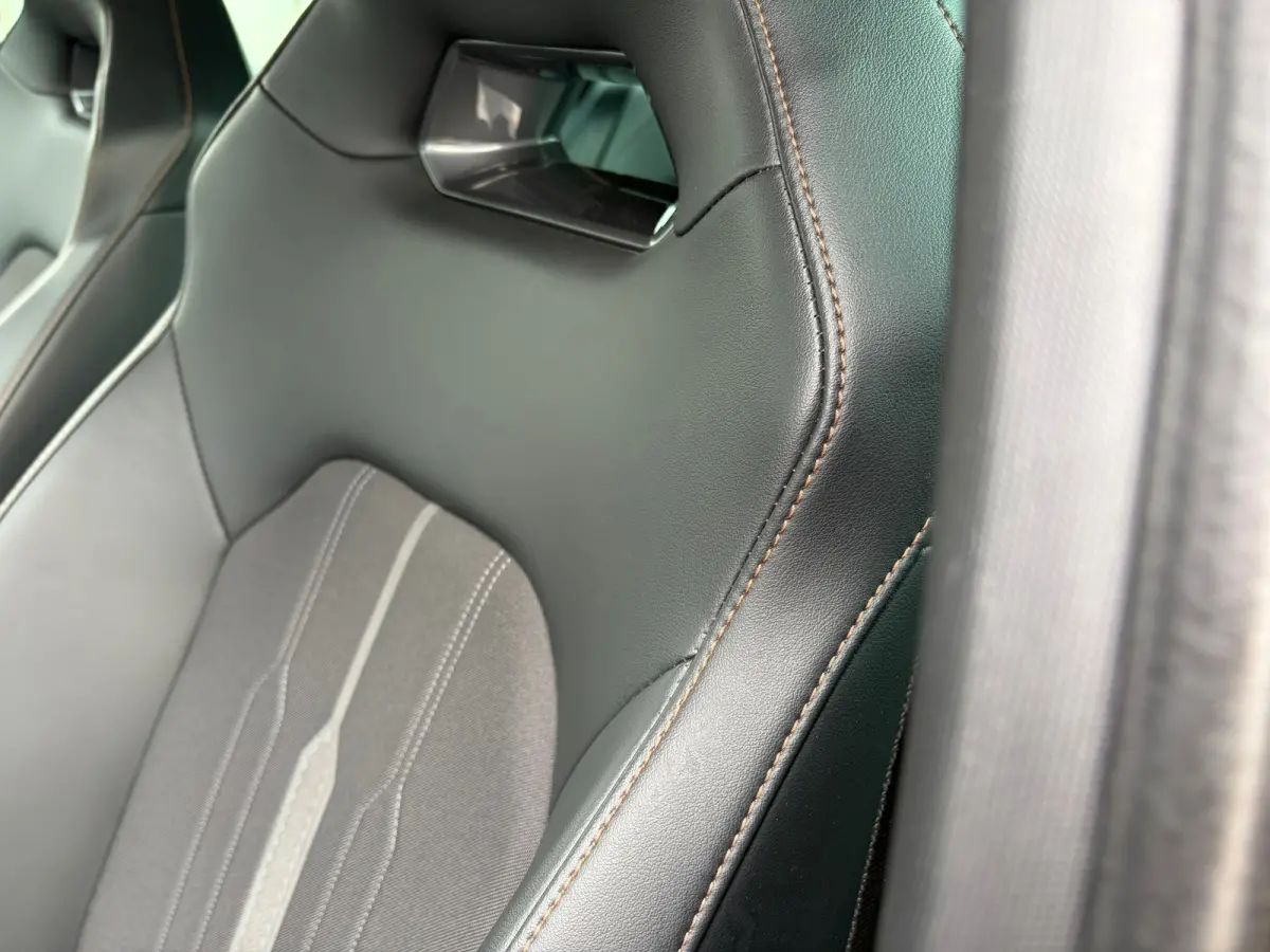 1.4 e-Hybrid Business|Rijklaar prijs|Camera|Elek. klep|CarPlay|ACC|Sfeer|