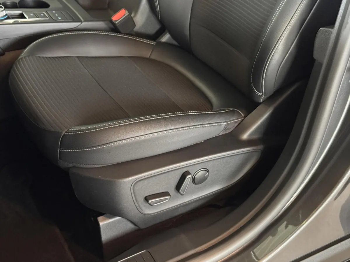 2.5 165kW PHEV Titanium X Automaat