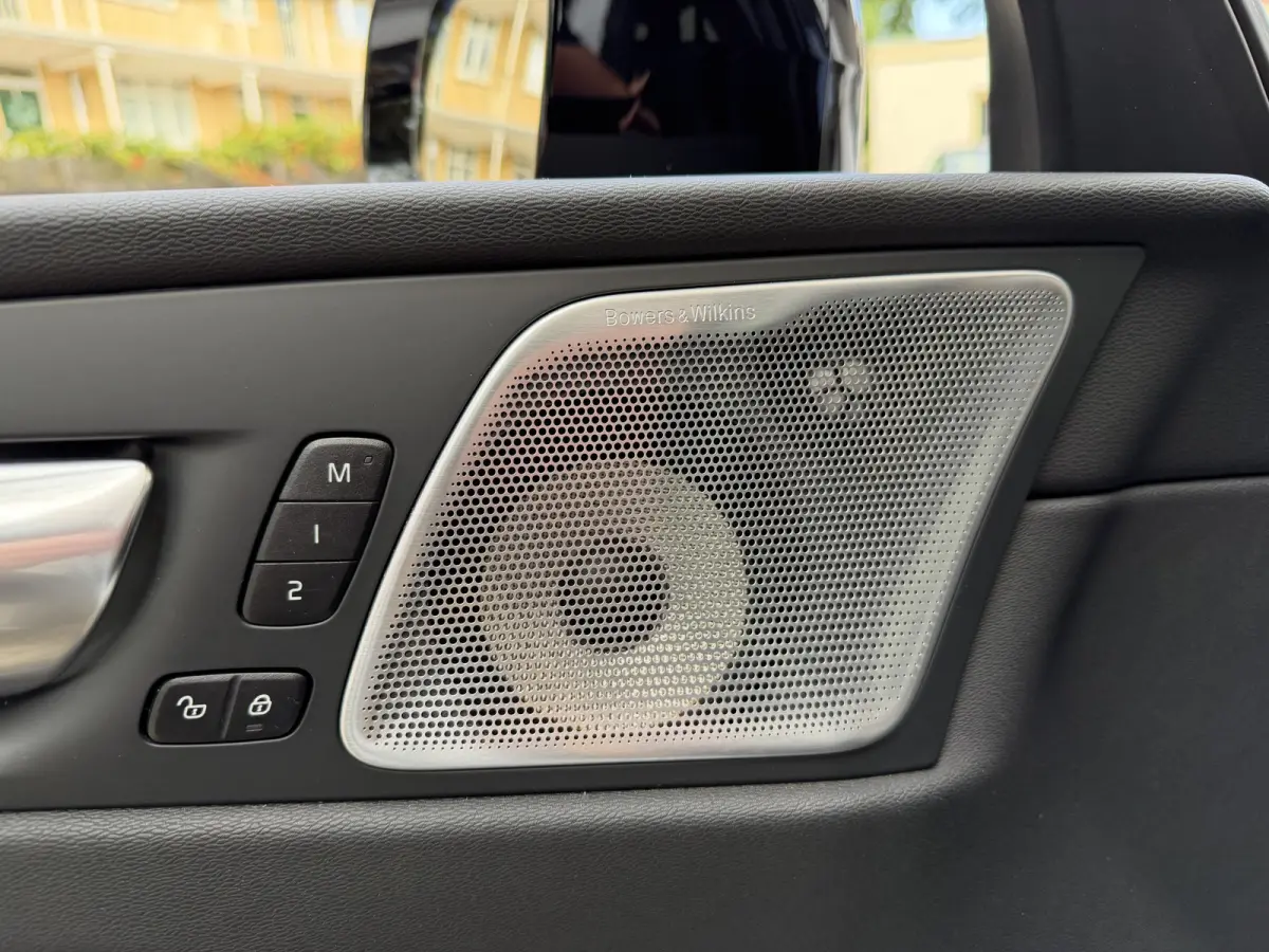 2.0 T8 Plug-in-hybrid AWD Polestar Engineered SOH 99%! Schuif/kantel dak Bowers&Wilkins SOH 99%!