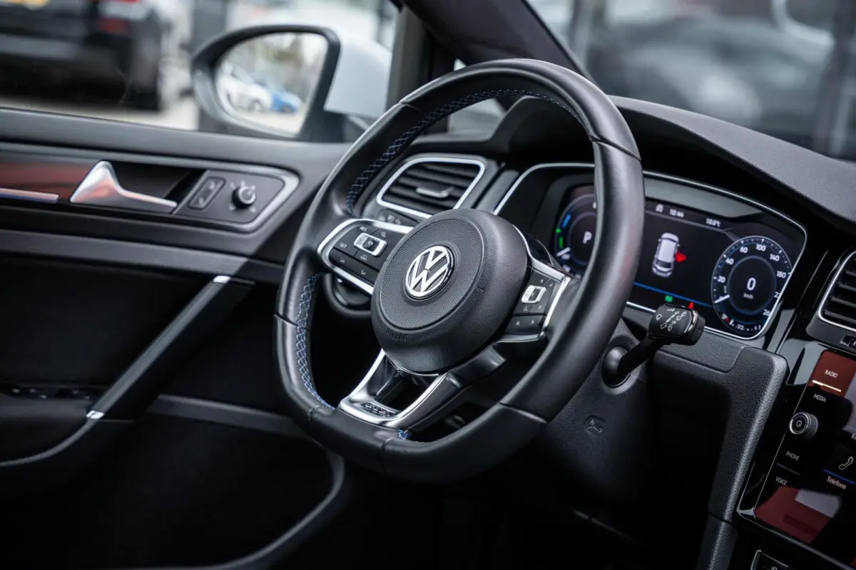 1.4 TSI GTE*VIRTUAL*CAMERA*TREKHAAK*KEYLESS*