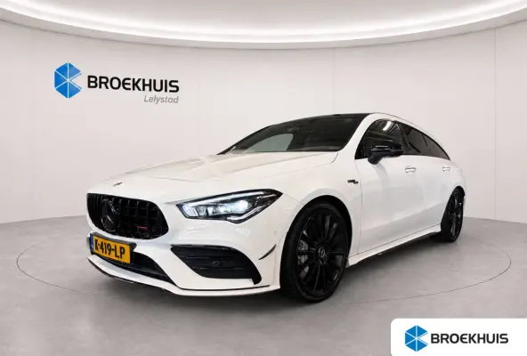 CLA SHOOTING BRAKE AMG 35 306PK 4MATIC PREMIUM PLUS / NAVI / LEDER / FULL-LED / CLIMA / 19" LMV / PANO. DAK / KEYLESS / BURMESTER / CAMERA /  UNIEK / ORG. NL. !!