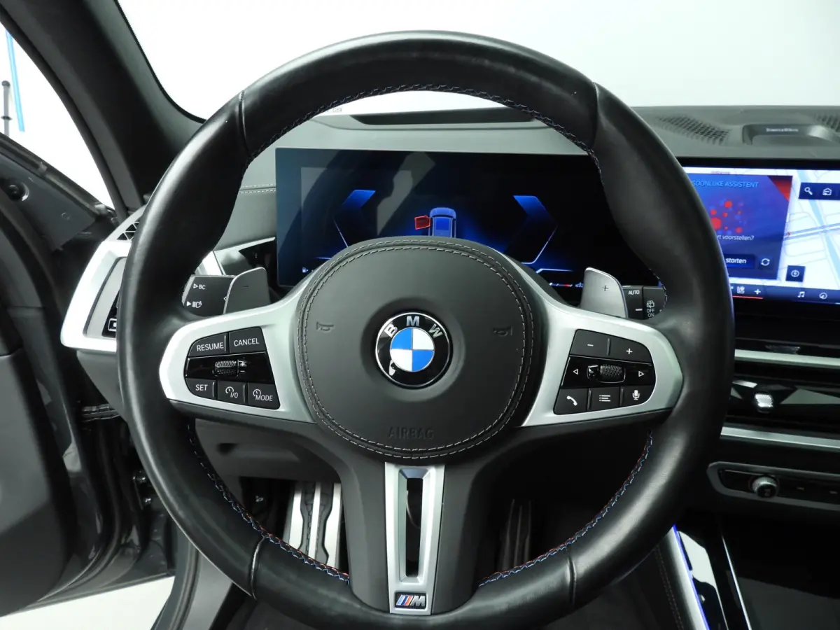 M60i xDrive | M-Sportpakket | LED | Leder | HUD | Panoramadak | Active steering | Comfortzetels | DAB | Bowers & Wilkins sound | Alu 22 inch