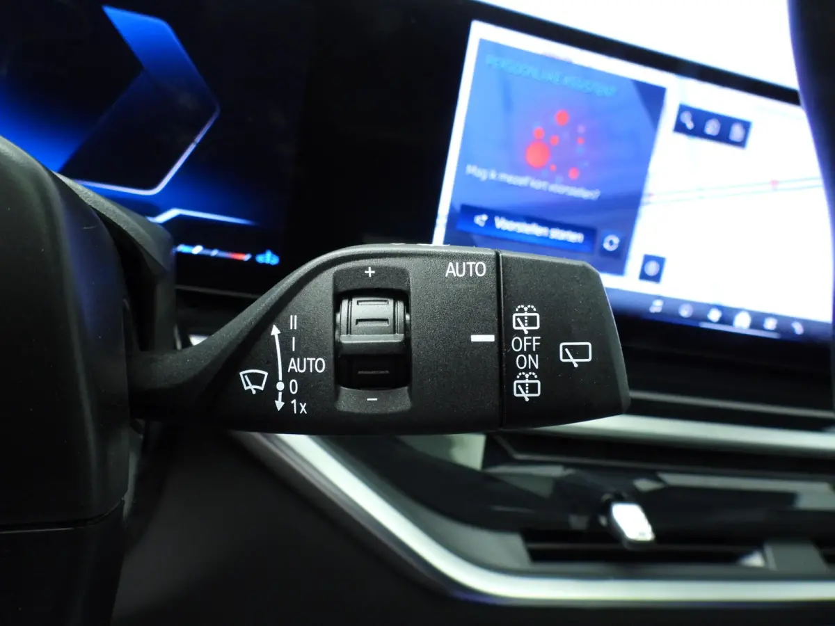 M60i xDrive | M-Sportpakket | LED | Leder | HUD | Panoramadak | Active steering | Comfortzetels | DAB | Bowers & Wilkins sound | Alu 22 inch