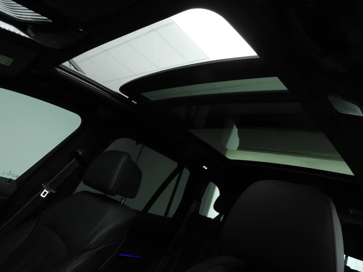 M60i xDrive | M-Sportpakket | LED | Leder | HUD | Panoramadak | Active steering | Comfortzetels | DAB | Bowers & Wilkins sound | Alu 22 inch