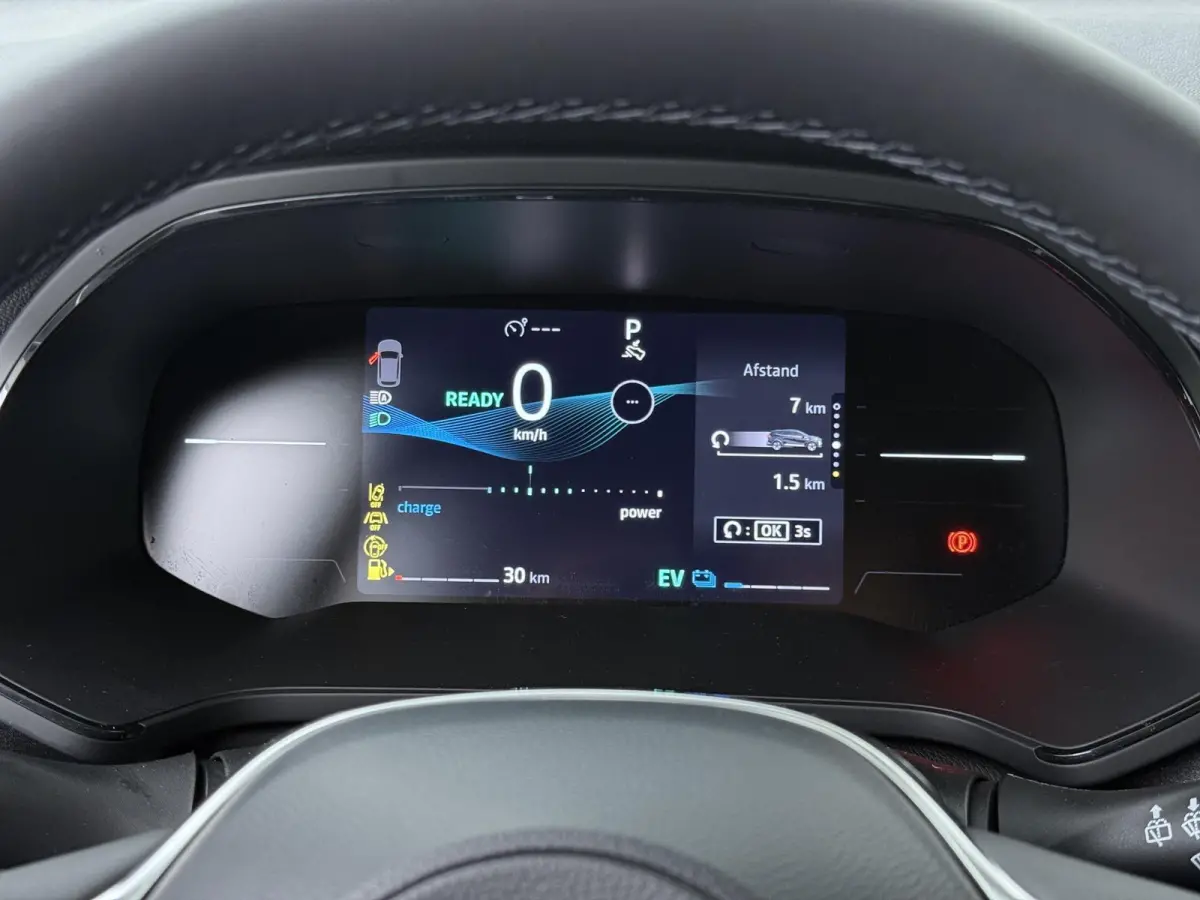 1.8 HEV Intense | €2.000 voorraadvoordeel! | Apple Carplay / Android auto | Keyless | Cruise control | Achteruitrijcamera