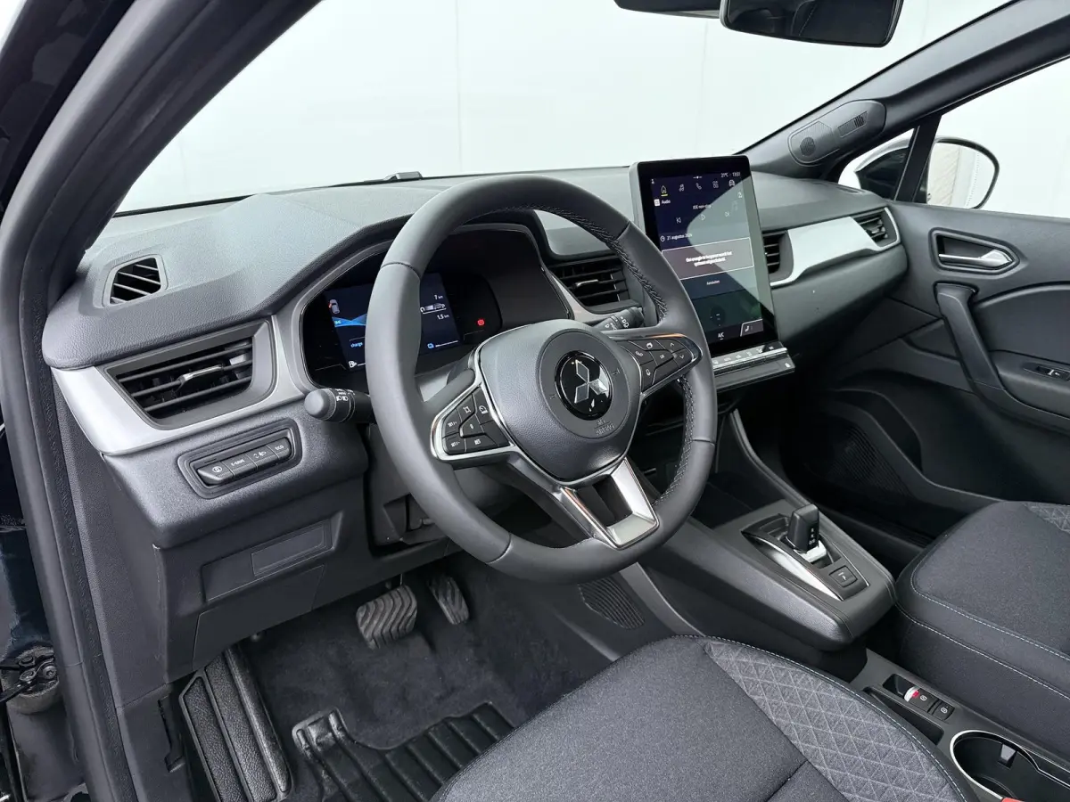 1.8 HEV Intense | €2.000 voorraadvoordeel! | Apple Carplay / Android auto | Keyless | Cruise control | Achteruitrijcamera