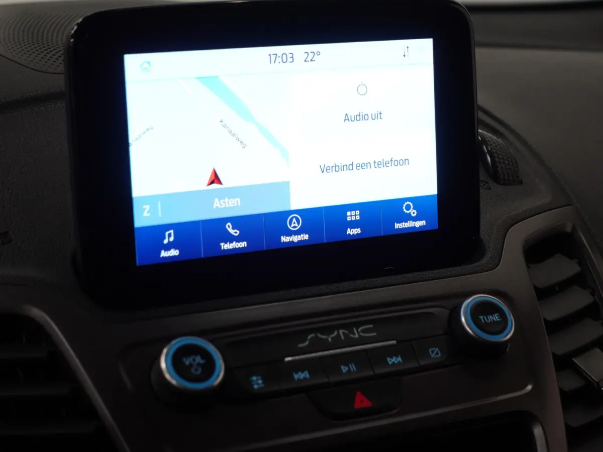 100pk L2 Trend Automaat Trekhaak Airco Navigatie Cruise control