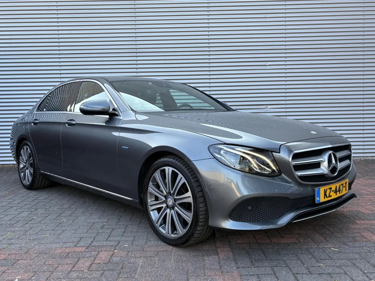 350 e Lease Edition Auto NL Auto Camera 16 Vol Opties Nieuw Model Perfecte Staat Carplay Sfeerverlichting Navi