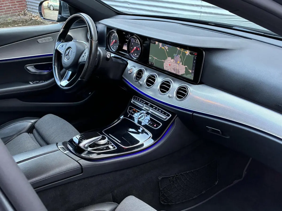 350 e Lease Edition Auto NL Auto Camera 16 Vol Opties Nieuw Model Perfecte Staat Carplay Sfeerverlichting Navi