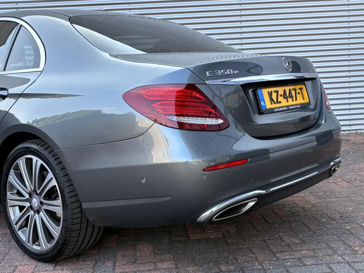 350 e Lease Edition Auto NL Auto Camera 16 Vol Opties Nieuw Model Perfecte Staat Carplay Sfeerverlichting Navi