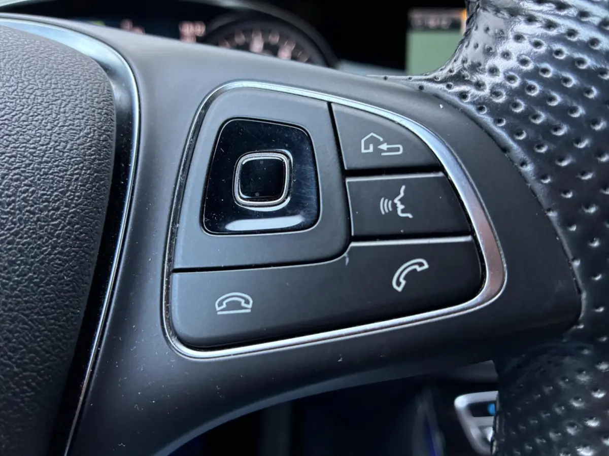 350 e Lease Edition Auto NL Auto Camera 16 Vol Opties Nieuw Model Perfecte Staat Carplay Sfeerverlichting Navi