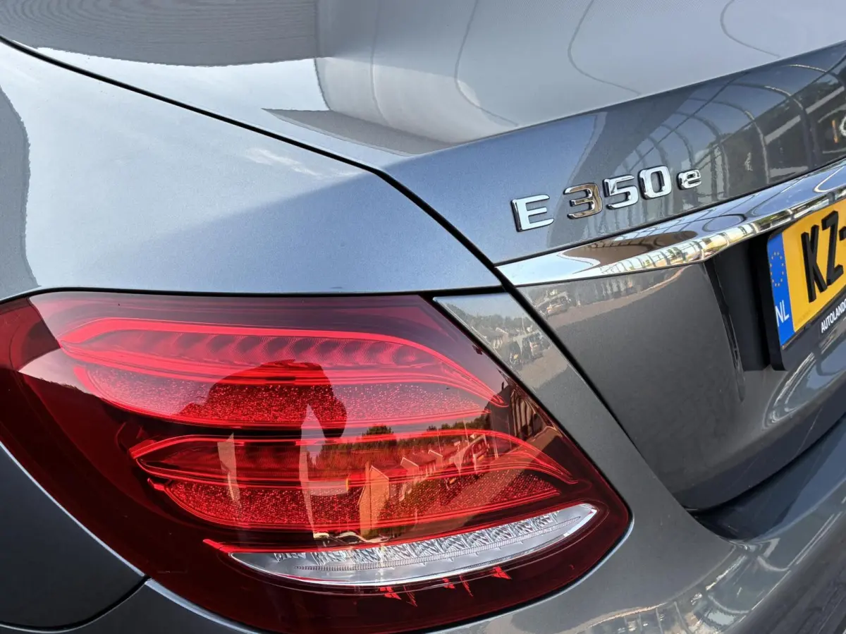 350 e Lease Edition Auto NL Auto Camera 16 Vol Opties Nieuw Model Perfecte Staat Carplay Sfeerverlichting Navi