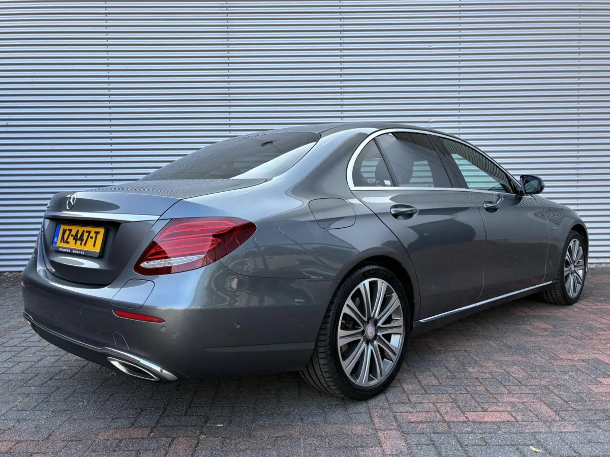 350 e Lease Edition Auto NL Auto Camera 16 Vol Opties Nieuw Model Perfecte Staat Carplay Sfeerverlichting Navi