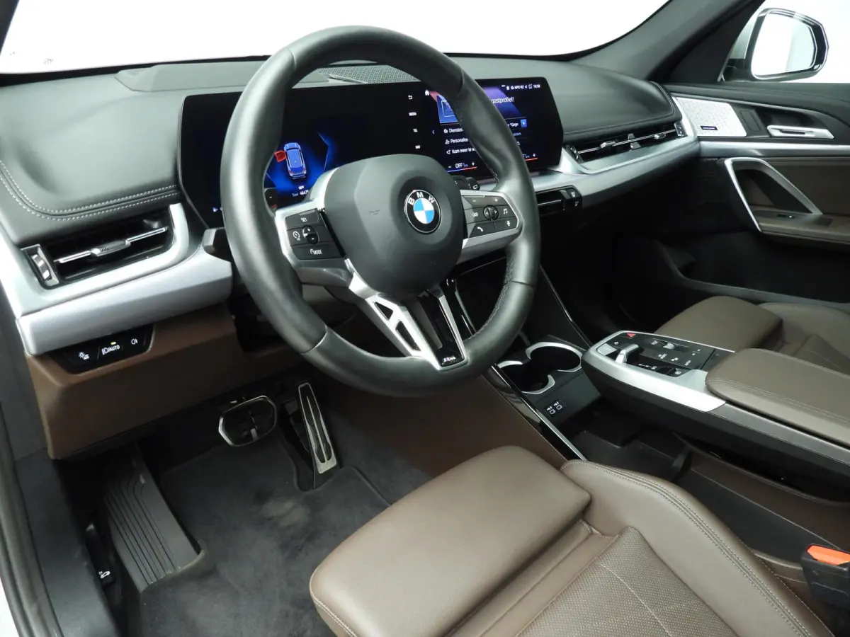 sDrive18i | M-Sportpakket | LED | HUD | Panoramadak | Elektr. zetels | Keyles go | DAB | Harman-kardon sound | Alu 18 inch