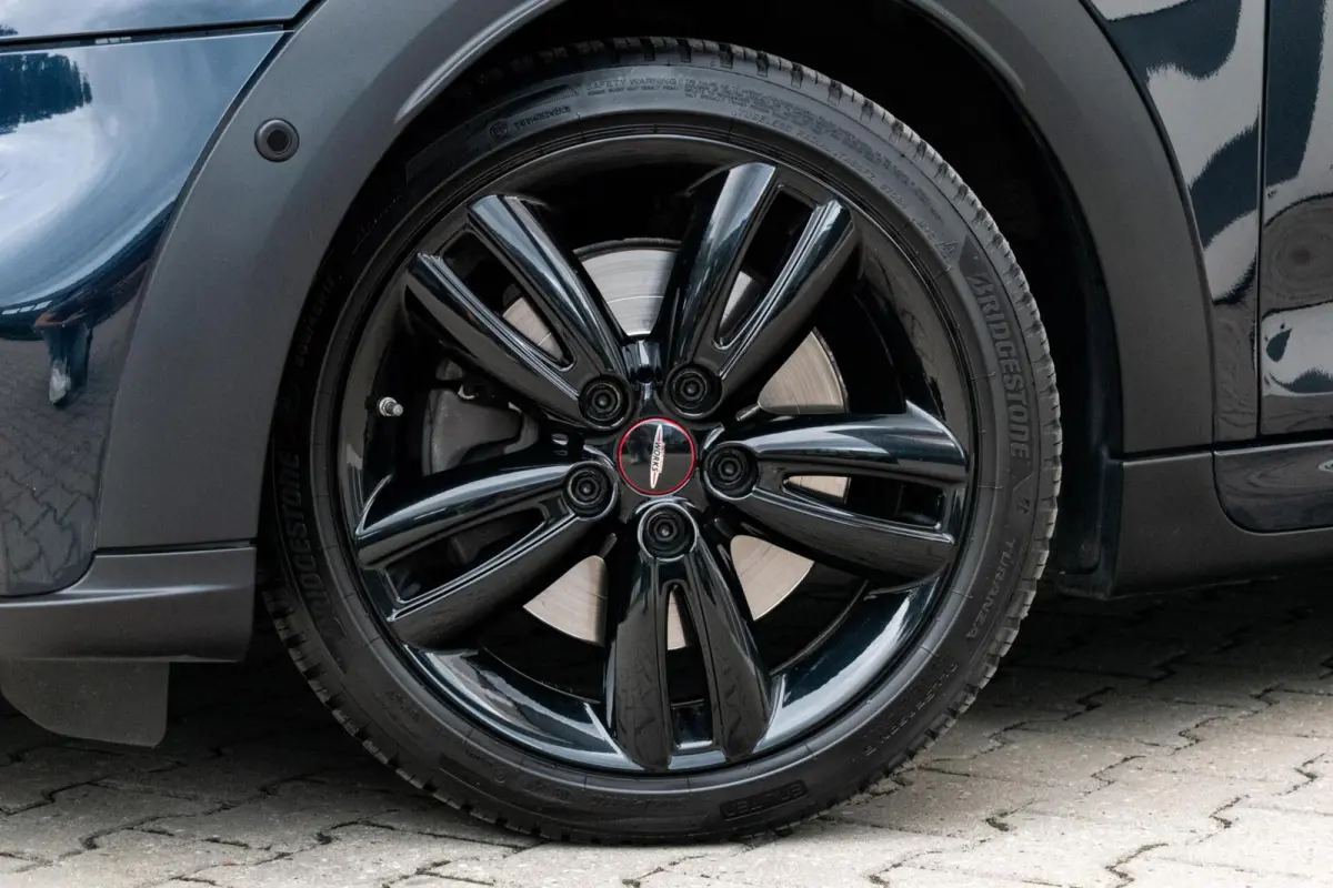 2.0 S John Cooper Works F1|STOELVERWARMING|ALCANTARA|CARPLAY|CAMERA|LED