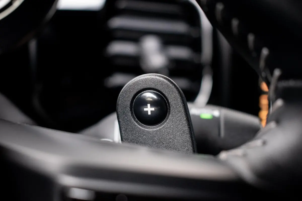 2.0 S John Cooper Works F1|STOELVERWARMING|ALCANTARA|CARPLAY|CAMERA|LED