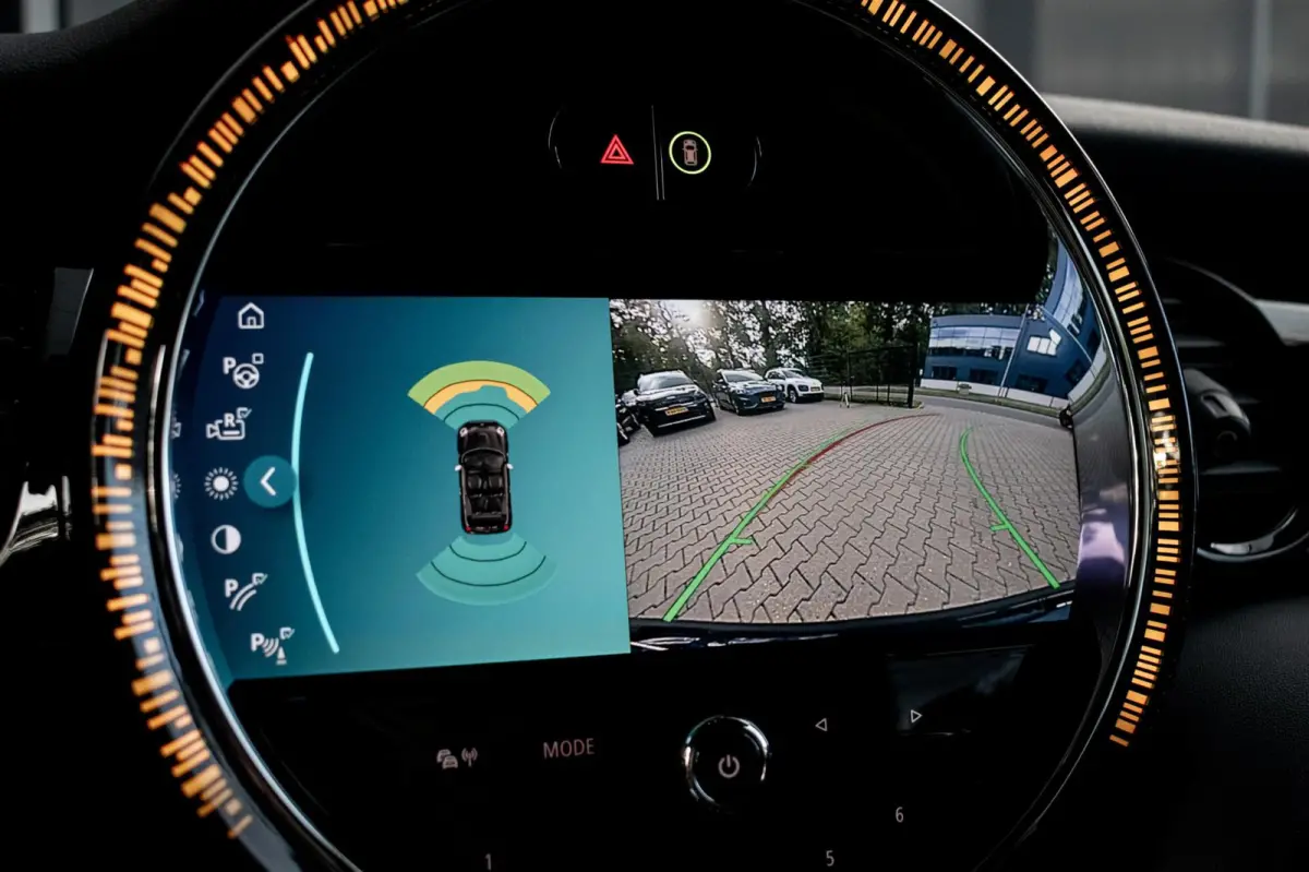 2.0 S John Cooper Works F1|STOELVERWARMING|ALCANTARA|CARPLAY|CAMERA|LED