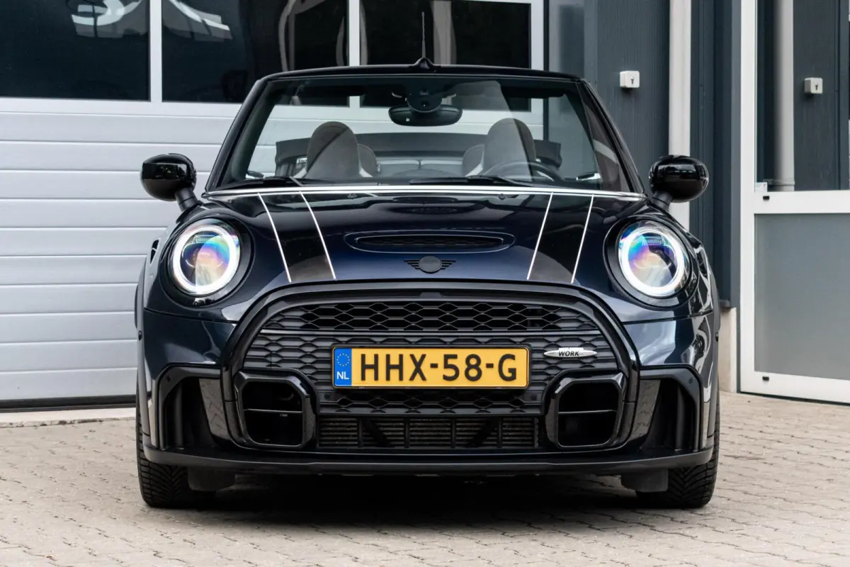 2.0 S John Cooper Works F1|STOELVERWARMING|ALCANTARA|CARPLAY|CAMERA|LED