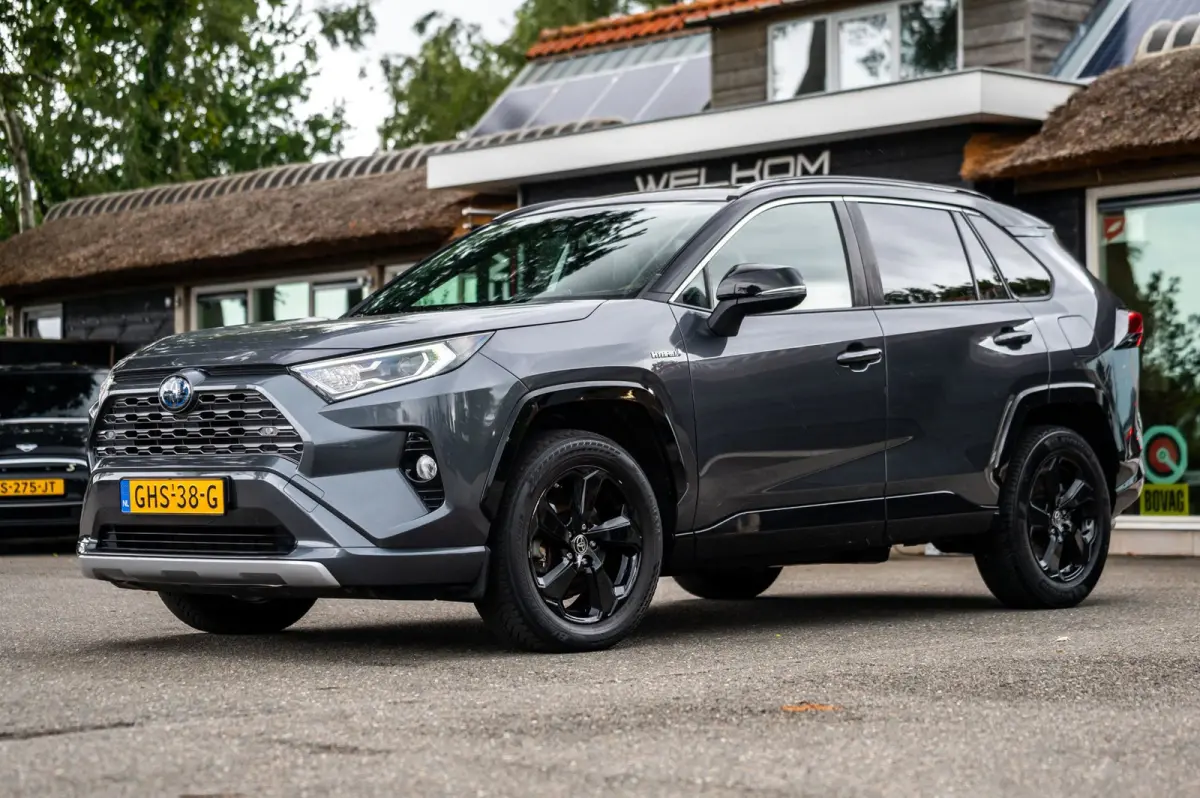 2.5 Hybrid Style I Camera I JBL I Half Leder I Adaptive Cruise I Stoelverwarming I CarPlay I Keyless