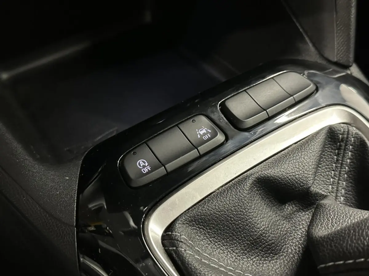 1.2 Level 2 CARPLAY NAVI CRUISE DAB 100 PK.