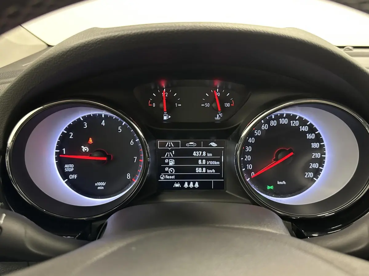 1.2 Blitz Elegance CARPLAY ECC NAVI CRUISE LM.
