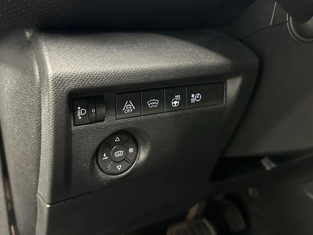 Feel Pack 50 kWh SOH 89,6% CARPLAY CAMERA NAVI CRUISE ECC LM.