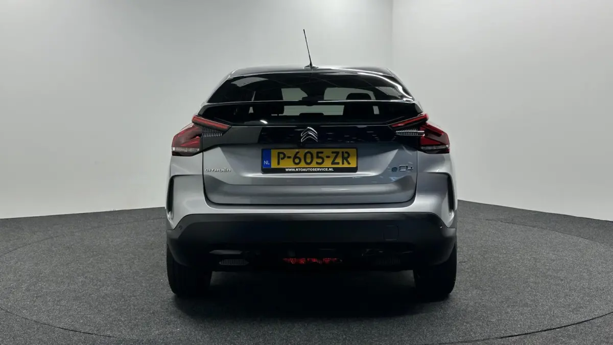 Feel Pack 50 kWh SOH 89,6% CARPLAY CAMERA NAVI CRUISE ECC LM.