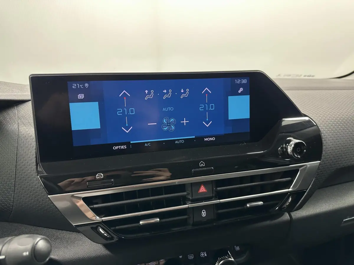 Feel Pack 50 kWh SOH 89,6% CARPLAY CAMERA NAVI CRUISE ECC LM.