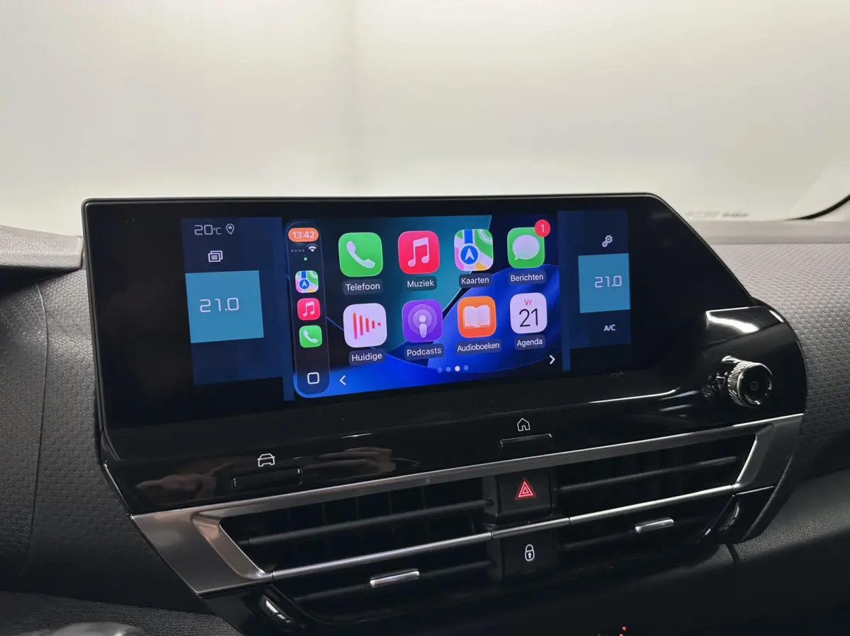 Feel Pack 50 kWh SOH 89,6% CARPLAY CAMERA NAVI CRUISE ECC LM.