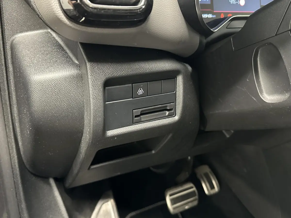1.2 PureTech Business Plus CAMERA LEER CARPLAY NAVI ECC ADAPTIEF CRUISE.