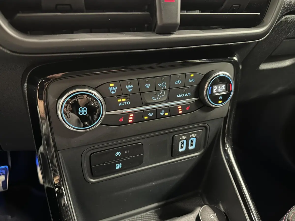 1.0 EcoBoost ST-Line Black NAVI CARPLAY STOE/STUURVERWARMING.
