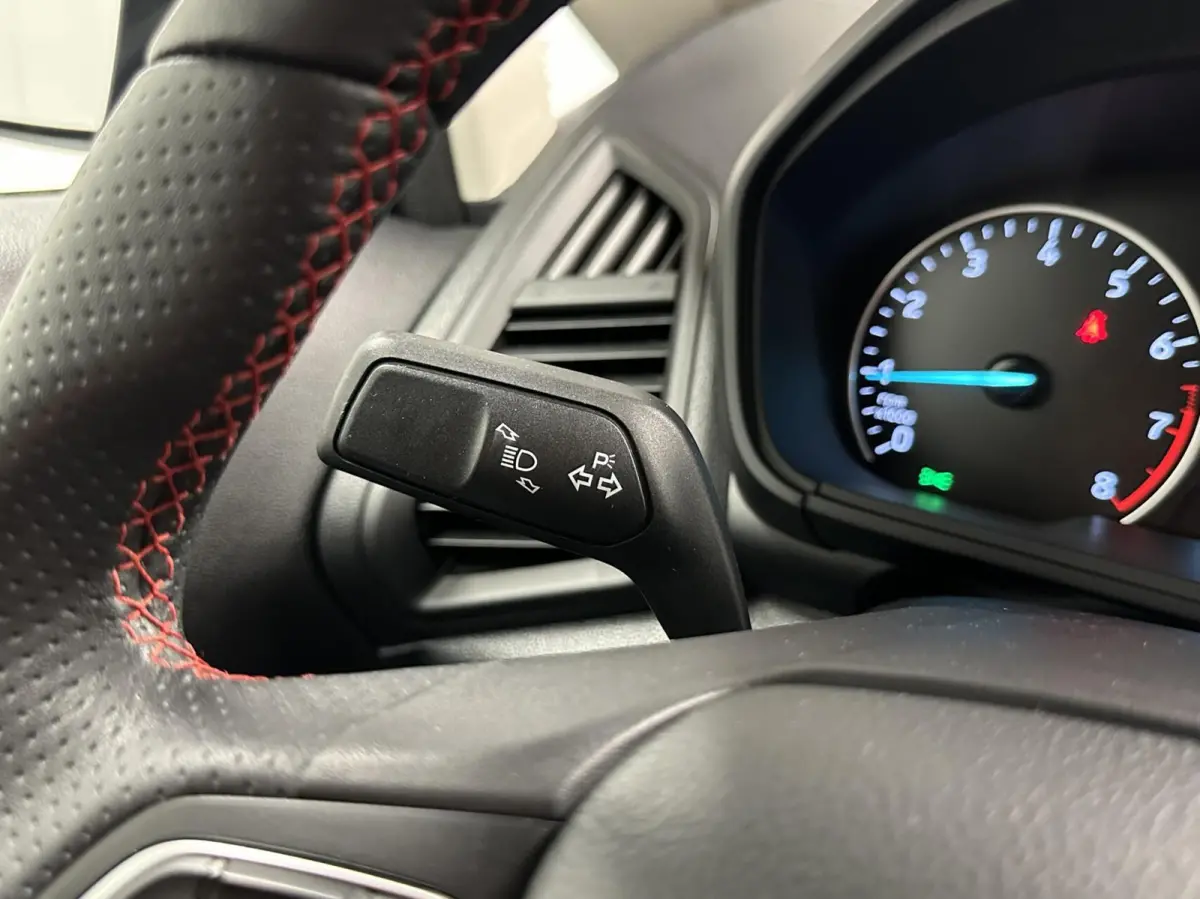 1.0 EcoBoost ST-Line Black NAVI CARPLAY STOE/STUURVERWARMING.