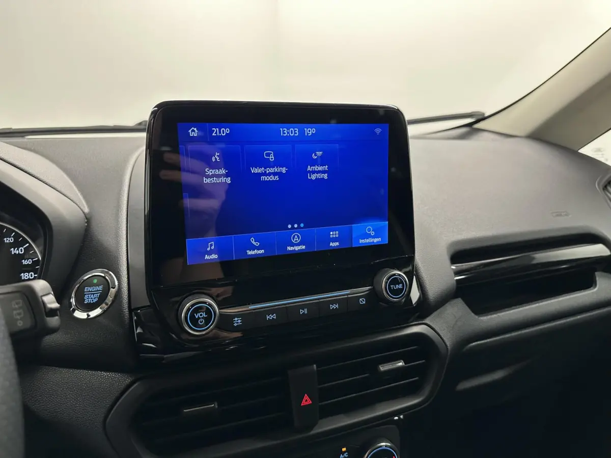 1.0 EcoBoost ST-Line Black NAVI CARPLAY STOE/STUURVERWARMING.