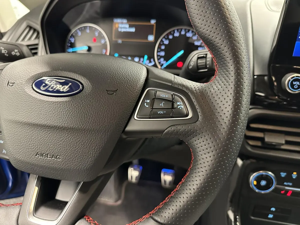 1.0 EcoBoost ST-Line Black NAVI CARPLAY STOE/STUURVERWARMING.