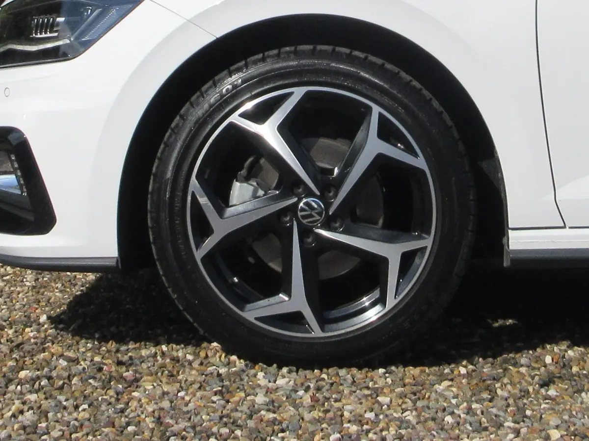 1.0 TSI Highline Business R Automaat