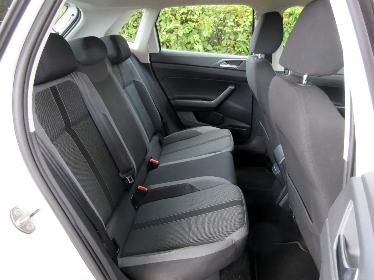 1.0 TSI Highline Business R Automaat