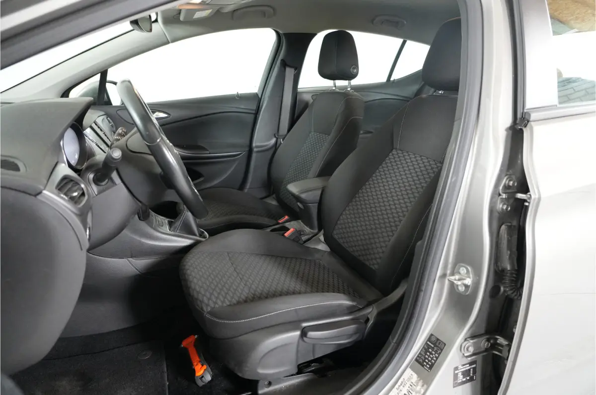 1.0 Edition | Airco | Cruise | Apple/Android |