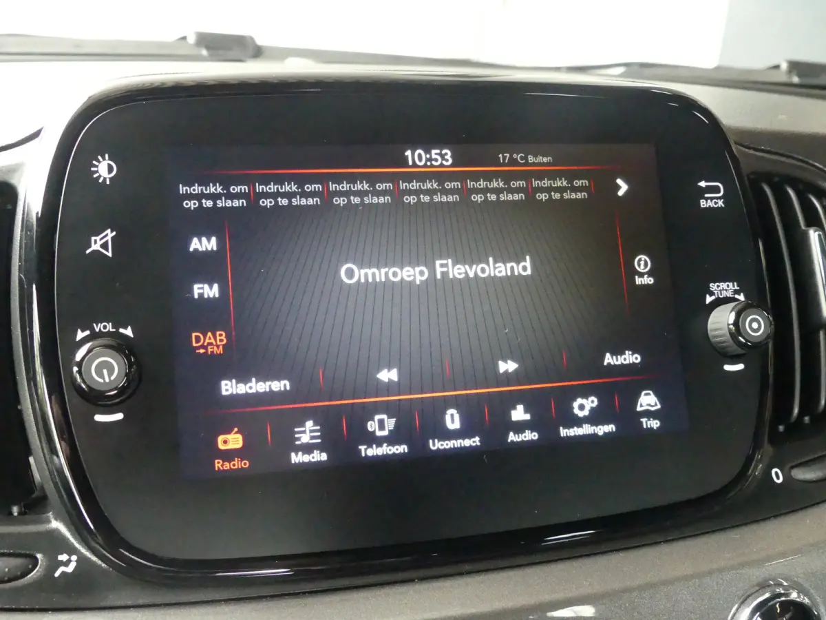 1.0 Hybrid Club | ELEKTRISCH SCHUIFDAK | PARKEERSENSOREN | CRUISE | AIRCO | APPLE CARPLAY / ANDROID AUTO |