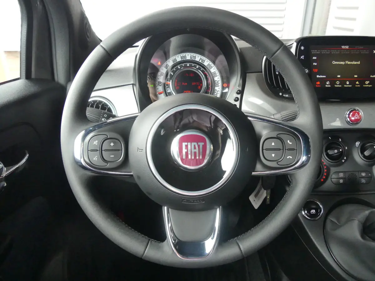 1.0 Hybrid Club | ELEKTRISCH SCHUIFDAK | PARKEERSENSOREN | CRUISE | AIRCO | APPLE CARPLAY / ANDROID AUTO |