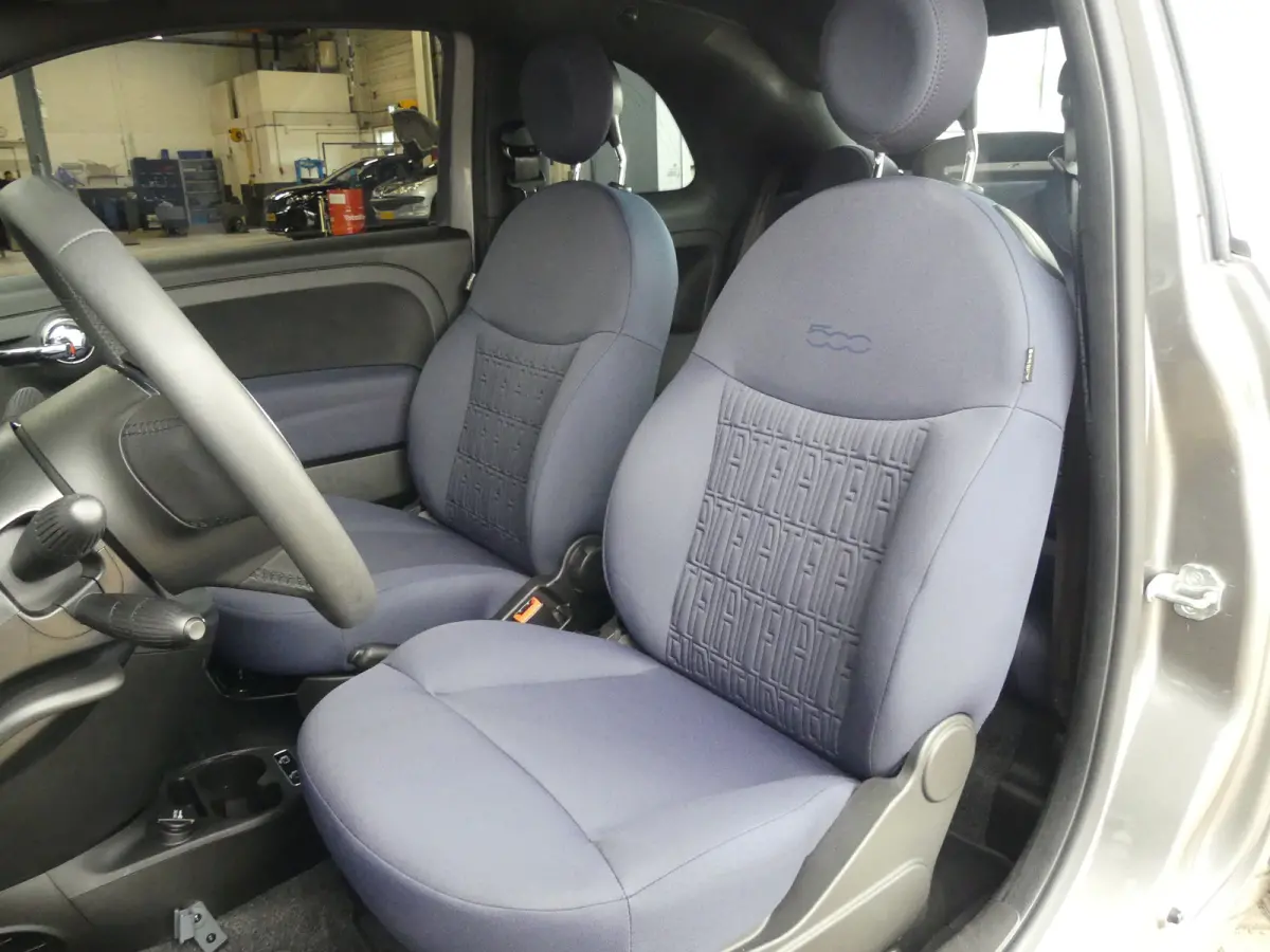 1.0 Hybrid Club | ELEKTRISCH SCHUIFDAK | PARKEERSENSOREN | CRUISE | AIRCO | APPLE CARPLAY / ANDROID AUTO |